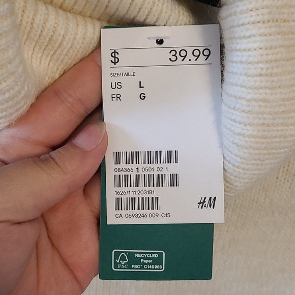 H&M - Picture 2 of 4